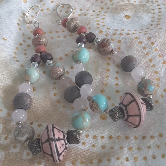 ❤ Artisan Made Jasper Gypsy earrings - Picture 3 of 6